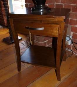 Solid Wood Side Table / Bedside with Drawer  
