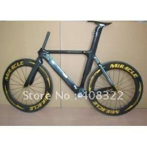  /moq1pcs/700c carbon fiber road clincher wheelset