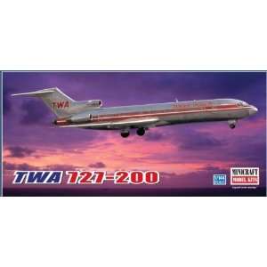   727 200 Project Skinny Commercial Aircraft (Plastic Mode Toys & Games