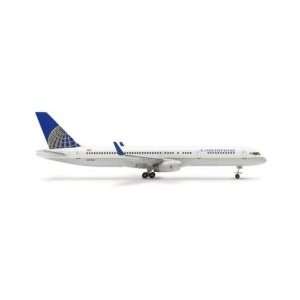  Herpa Wings Continental 757 200ER Toys & Games