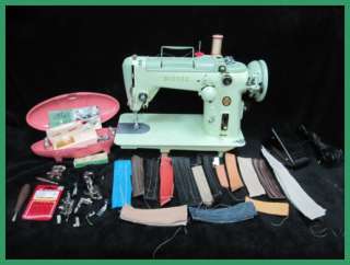 This nice looking SINGER sewing machine will last a very long period 