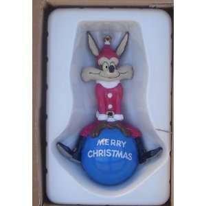  Wile W Coyote Looney Tunes Hard Plastic Christmas Ornament 