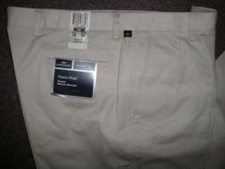 NWT DOCKERS Mens Classic Khaki Pleated Dress Pants 34x30 STONE Classic 