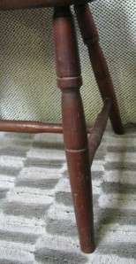 CHILDS ANTIQUE SPINDLE BACK OAK WOOD CHAIR  