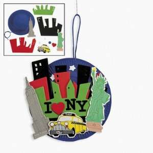com Paper Plate New York Cityscape Craft Kit   Craft Kits & Projects 
