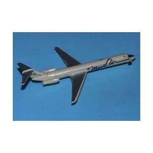  Schabak MD 80 Muse Air Silver Wings Model Airplane Toys & Games