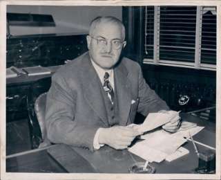   photo of Detroit Mayor Eugene I. Van Antwerp. Dated January 8, 1948