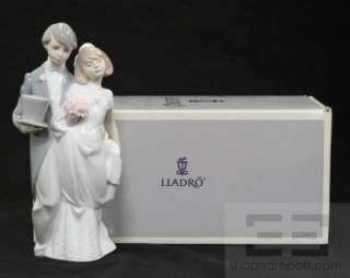 Lladro Bride & Groom Wedding Bells Porcelain Figurine, #6164, SIGNED 