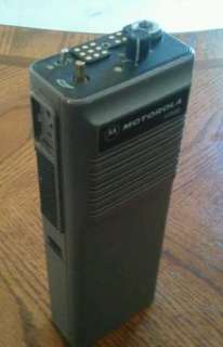 Motorola HT600 UHF 6 Channel Portable Radio GMRS H44SVU7160CN w 