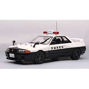    Autoart A77363 Nissan Skyline Gtr R32, Police Car Toys & Games