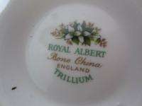 Royal Albert Trillium Teapot Made In England Large Size  