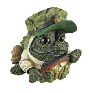  Toad Hollow Hunter Frog Statue Hunting Green Camo