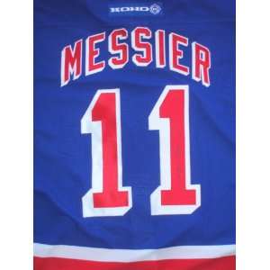  Mark Messier Autographed New York Rangers Pro Hockey 