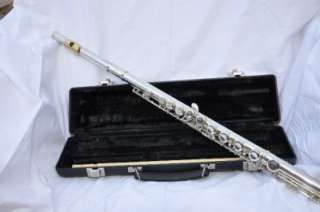 This used flute is in excellent condition showing only normal wear 