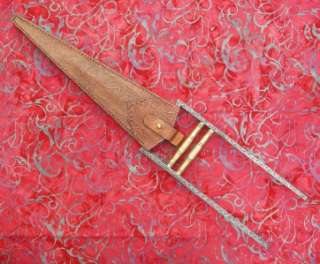 YOU ARE LOOKING AT A CUSTOM/HAND MADE INDIAN KHATAR DAGGER FROM THE 