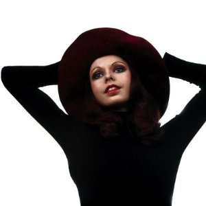  Retro Female Model 1970s, Floppy Hat, Fashion, Happy 