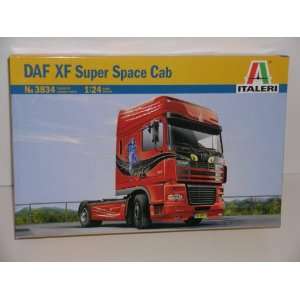    DAF XF Super Space Cab   Plastic Model Kit 