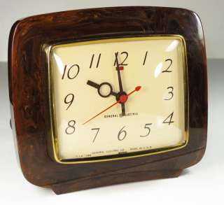 This is in very fine condition, This antique old electric clock works 
