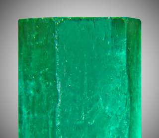 88ct Green EMERALD Terminated Crystal Chivor Colombia  