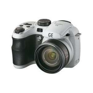   14 Megapixel 15x Wide Optical Zoom 2.7 TFT LCD   White