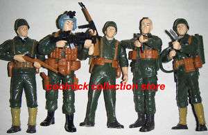 Lot of 5 WW2 military soldier action figures (12cm)  