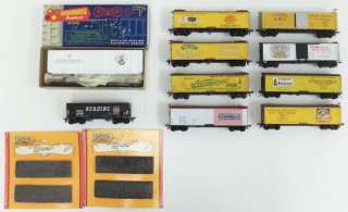 Train Miniature, Roundhouse, & Athearn HO Scale Freight Cars & Coal 