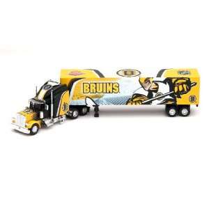 Boston Bruins 2006 07 Peterbilt Tractor Trailer  Sports 