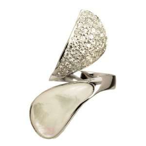  White Mother of Pearl with Cubic Leaves Ring Jewelry