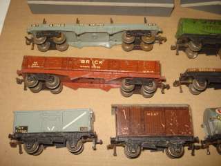 Vintage Hornby Dublo Railway Wagons & Platforms Lot  
