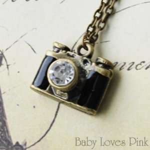  Mini Camera Necklace   with Pin Badge and Gift Wrap 