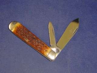 This is a very nice Pal Jack Knife. It has beautiful Brown Bone 