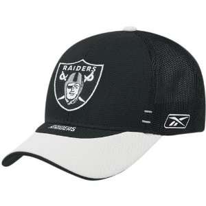 Reebok Oakland Raiders Youth Black Draft Day Alternate Flex Fit Hat 