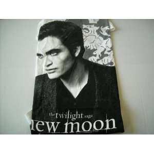 Twilight New Moon Edward Cullen and Cullen Crest Large Size T Shirt V 
