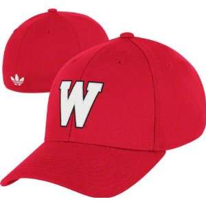  Wisconsin Badgers adidas Originals Vault Flex Hat Sports 