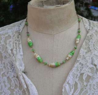 Vintage Venetian Wedding Cake Bead Jewelry Necklace Green Glass Rose 
