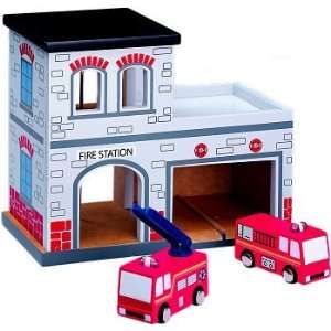  Maxim Fire Station Set   Building and Vehicles Toys 