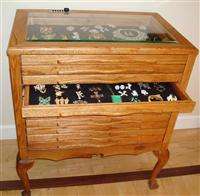   LOCKING JEWELRY,COINS, STAMPS, MEDALS DISPLAY CASE VAULT CHEST  
