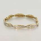 Ladies Vintage 10K Yellow Gold Diamond Tennis Bracelet  