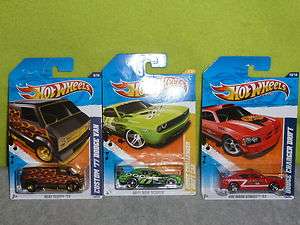 HOT WHEELS NEW IN PACKAGE 3 DIECAST CARS TOY HOTWHEELS LOT #8  
