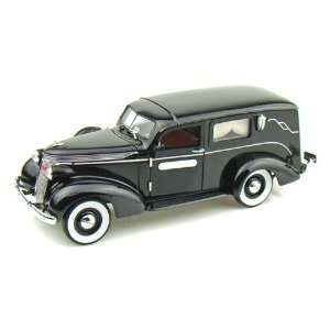  1937 Studebaker Hearse Wagon 1/24 Black Toys & Games
