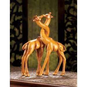  Romantic Giraffe Figurines