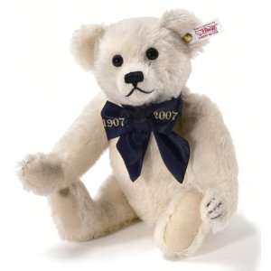  Steiff 2007 Million Hugs Teddy Bear in White Toys & Games