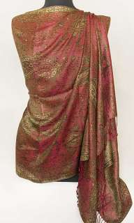 This is an elegant, light weight shawl with a jacquard woven, jamavar 
