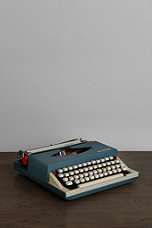One Of A Kind Vintage Royal Typewriter
