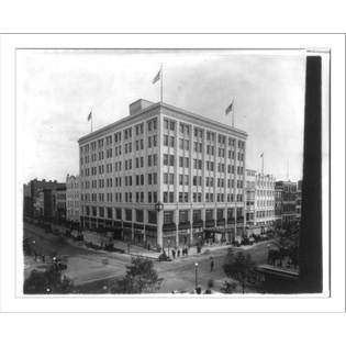 Library Images Historic Print (L) The Hecht Co. department store in 