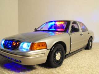   Undercover Silver FCV Lights Custom Police Car Slicktop Model Diecast
