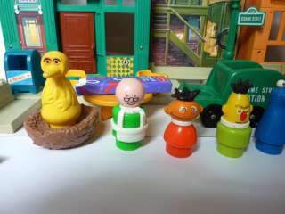 vintage Fisher Price Little People Sesame Street play set family #938 