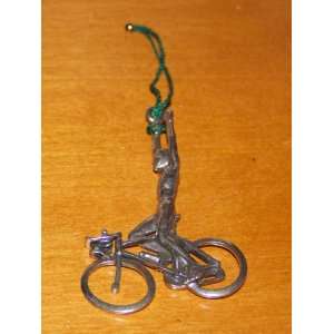  Bicycle Ornament   Male Victory