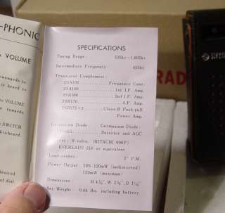 Hitachi Vintage Mint in Box TH 610 Transistor Radio  