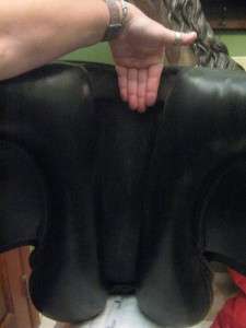 Richard Castelow Trafalgar Dressage Saddle   17 1/2  